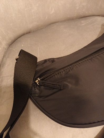 Lightweight black handbag