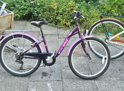 Girls bike