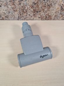 Dyson DC07 turbine head attachment