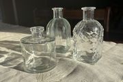 Bud vases