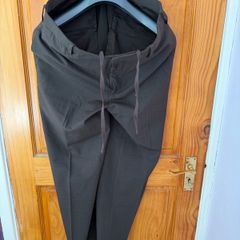 Uniqlo brown pant
