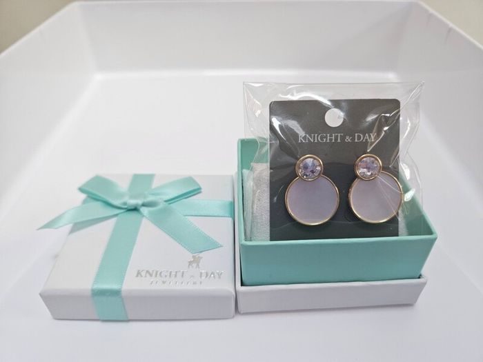 (NEW)  Mother of Pearl Earrings