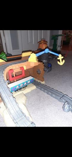 Thomas the tank everything! train sets, engines, tracks, carriages.. New Value is more than e1000.