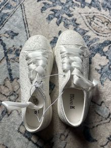 Girls footwear