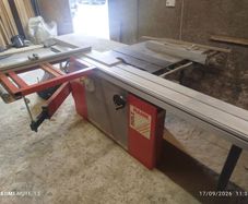 Panel saw