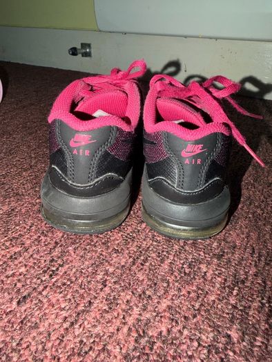 Nike Air Max Invigor