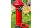 Village Pump Red H240