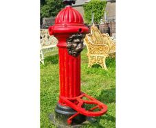 Village Pump Red H240