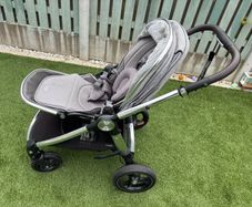 Mamas & Papas Ocarro  - Excellent Condition