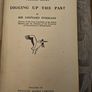 Digging Up The Past. By Sir Leonard Woolley. 32 Illustrations.  Paperback In Good Condition.  See Photos For Same. Image 3