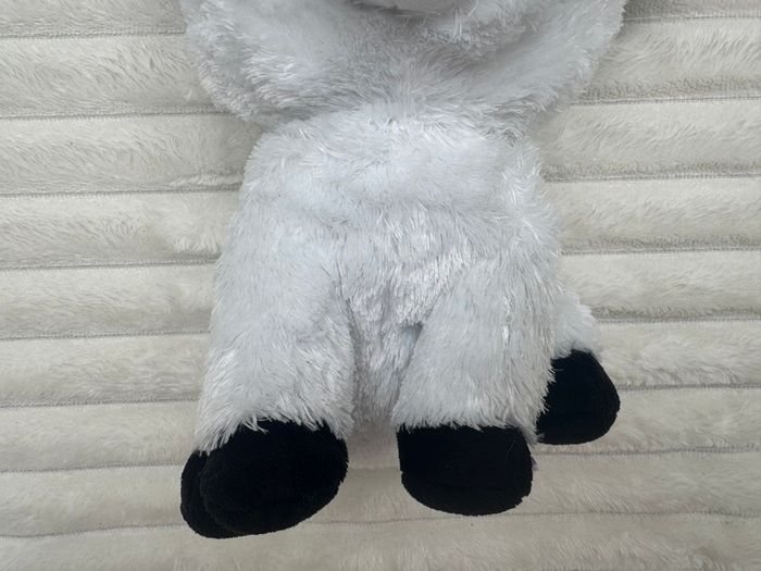 Ty Beanie Babies Daisy The Black And White Cow Used Please see pictures