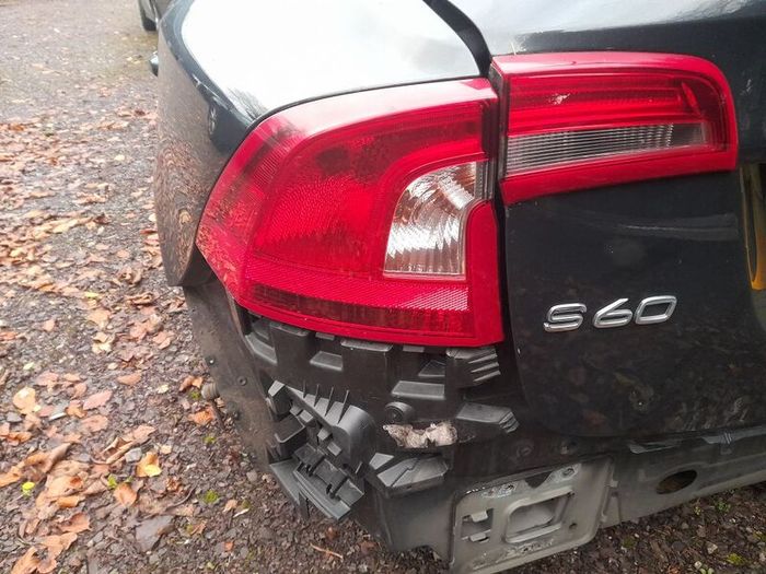 volvo s60 taillights
