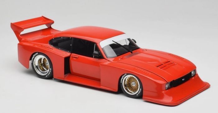 Ford Capri Turbo Size 5 Red 1979 - Minichamps - 1/18 - NEW in BOX