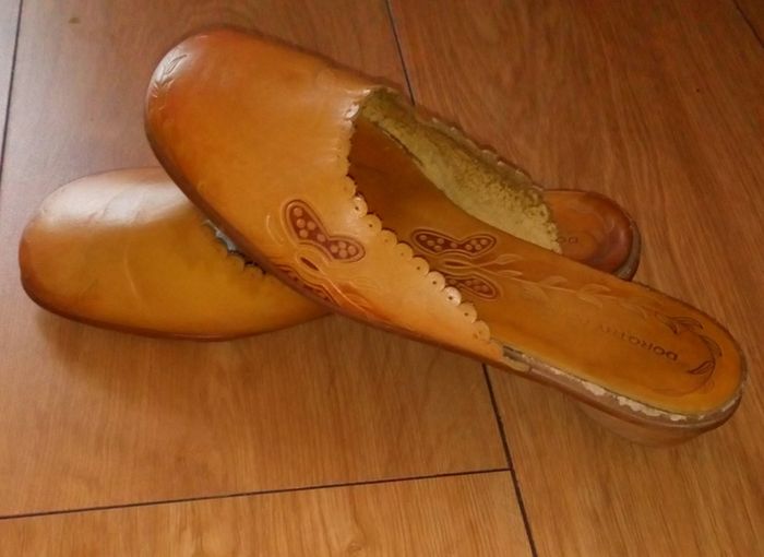 Ladies Shoes