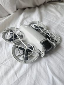DJI neo drone