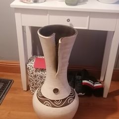Extra large floor standing vase /home decor cream and brown could be painted /up styled heavy piece