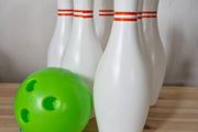 Wobbly Worms + Bowling
