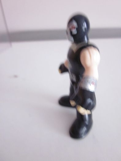 Imaginext DC Super Friends Bane Action Mini Figure