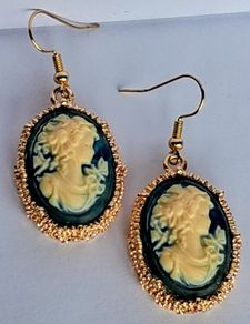 Gilted Oval Cameo Silhouette Earrings