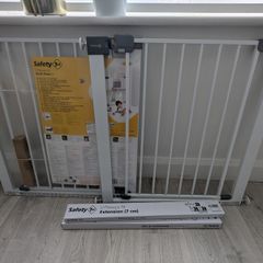 2x Baby Gates (73-80cm)  + 2x Extensions (7cm)
