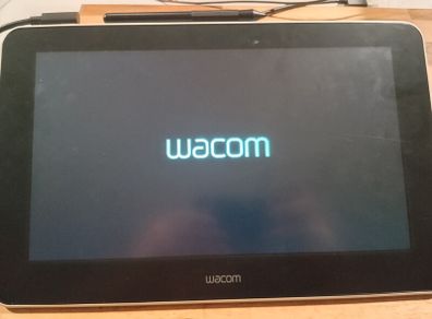 wacom one professional graphics pen tablet