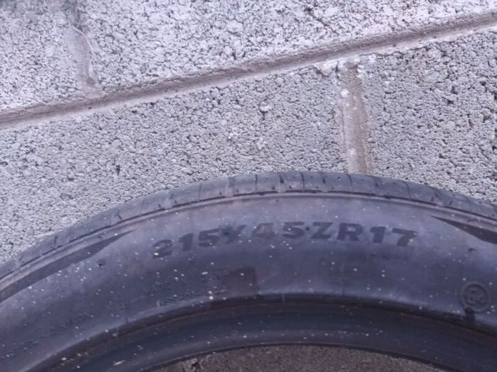 Two 215/45zr17 ecosport tyres