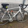 Giant Defy white aluminium road bike Image 4