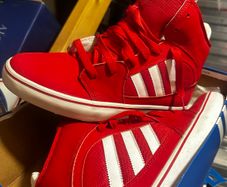 Adidas  trainers runners size 11
