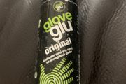 Football goalkeeper glove glu