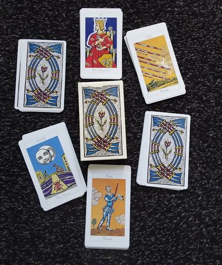 The 2 Hour Tarot Tutor and Deck of Tarot Cards