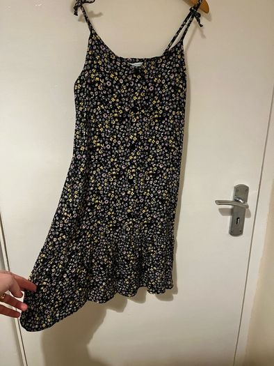 Cute floral Sundress age 10 to 11 years