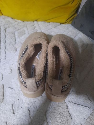 beige sherpa mules from soul cal & co