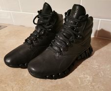 Men's Reebok boots Genuine leather Black Winter Sneakers EUR40 US7.5 UK6.5