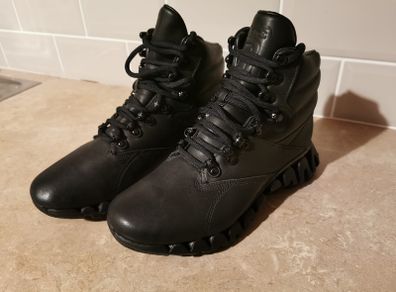Men's Reebok boots Genuine leather Black Winter Sneakers EUR40 US7.5 UK6.5