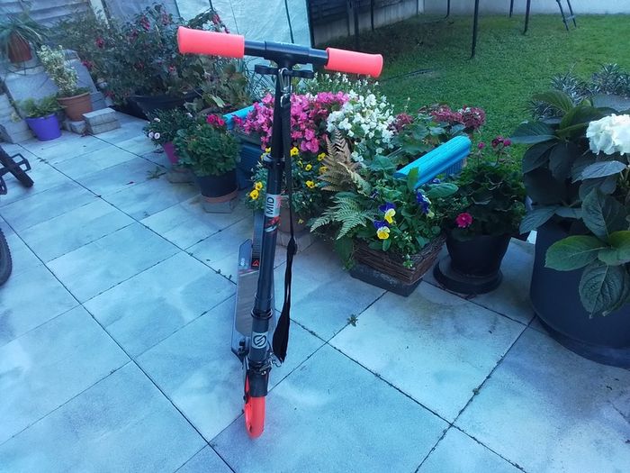 Decathlon mid 7 scooter