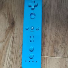 Nintendo Wii blue controller