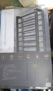 Electric towel heater