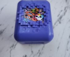 BITZEE - batteries not included but working. No instructions, available online!