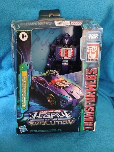 Transformers Legacy Evolution Shadow Striker