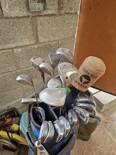 Set of golf clubs, Left-hand,