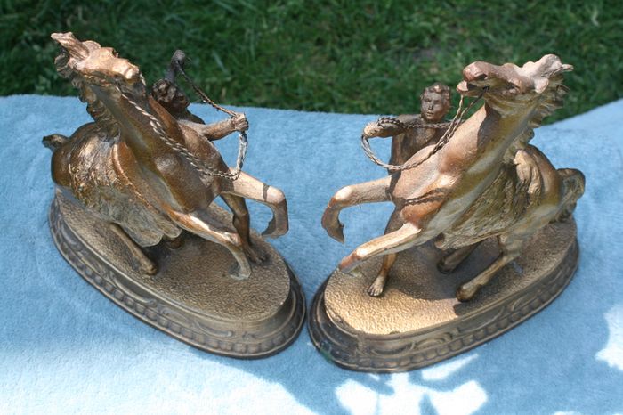 A Pair Of Antique  Marly Horses 7" X 8,4"