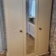Triple Wardrobe (Pine and Cream)