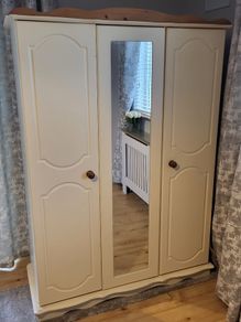 Triple Wardrobe (Pine and Cream)