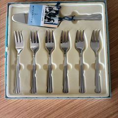 Newbridge Silverware Pastry Fork Set