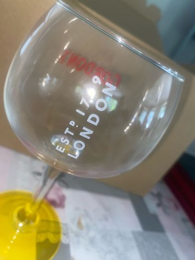 6 x Gordon's Yellow Stem Gin glasses
