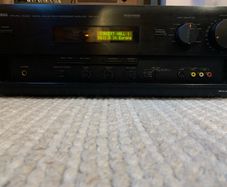 Yamaha DSP A-1000 amplifier