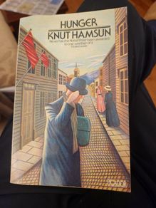 Hunger  By Knut Hamsun.  Published By Picador. Paperback In Good Condition.