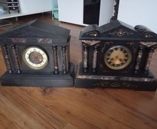 2 Clocks