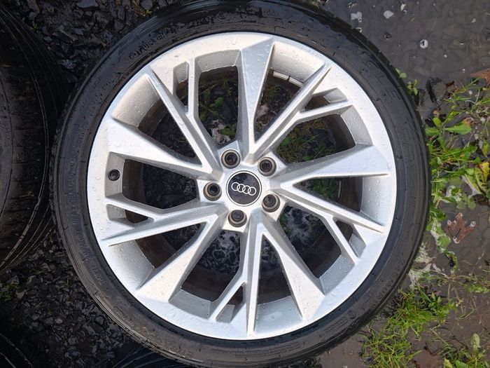 18" Genuine Audi A5 S Line Alloys with tyres