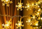 Christmas Decoration Lights, 6m 40 LED Snowflake String Lights Battery Operated Indoor Christmas Decorations, Waterproof Outdoor Light for Xmas Garden Patio Bedroom Party Decor MULTIPLE COLOURS AVAILABLE (FREE POSTAGE)